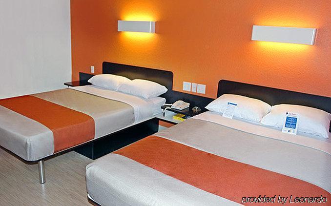 Motel 6-Canton, TX Eksteriør billede