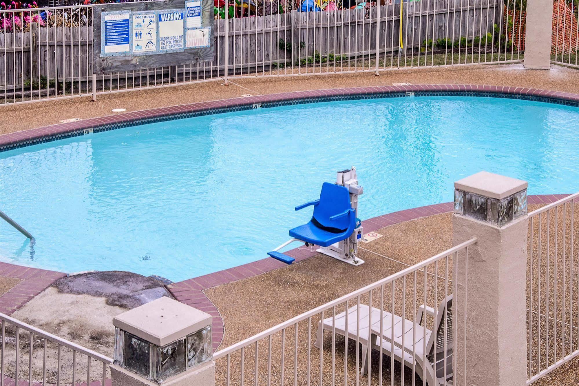 Motel 6-Canton, TX Eksteriør billede
